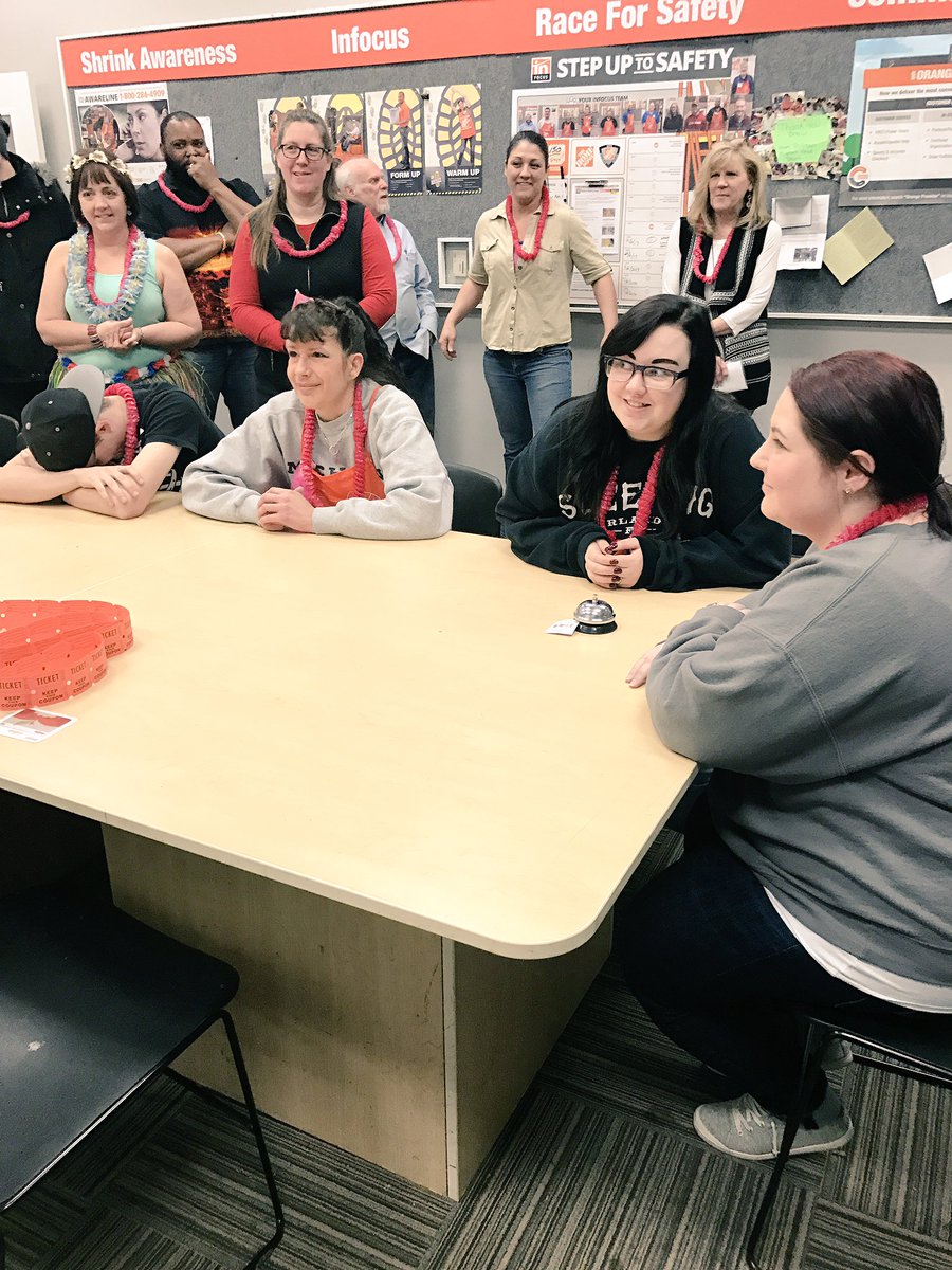 JanaVugteveen's tweet photo. Celebrating with FUN!!! @HomeDepot2771 @ccyinger @donwehner2771 https://t.co/3REJ47CmfV