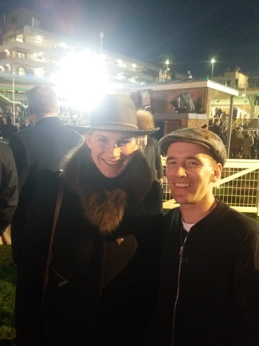 greg_mannix's tweet photo. @ninacarberry thanks for the pic at the auctions made my week.. a pity you weren't on on the fringe he would of def won 😀☘🏇🏆🖒#Legend https://t.co/3ThGyZRtHm