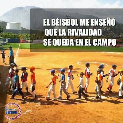 pequenasligasve's tweet photo. #HermosoDomingo Hoy se define en la #SemifinalPreInfantil en Zulia y Monagas dos clasificados para el nacional ⚾ https://t.co/J1WXVOI695