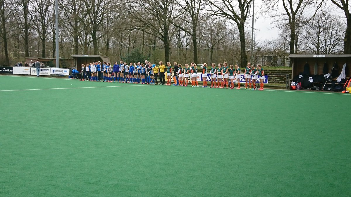 GCHC_D1's tweet photo. #1kddames Ede - GCHC 1-1 (0-1) Veerle Wortelboer 1-1(sc) https://t.co/gfj6v4QzQs