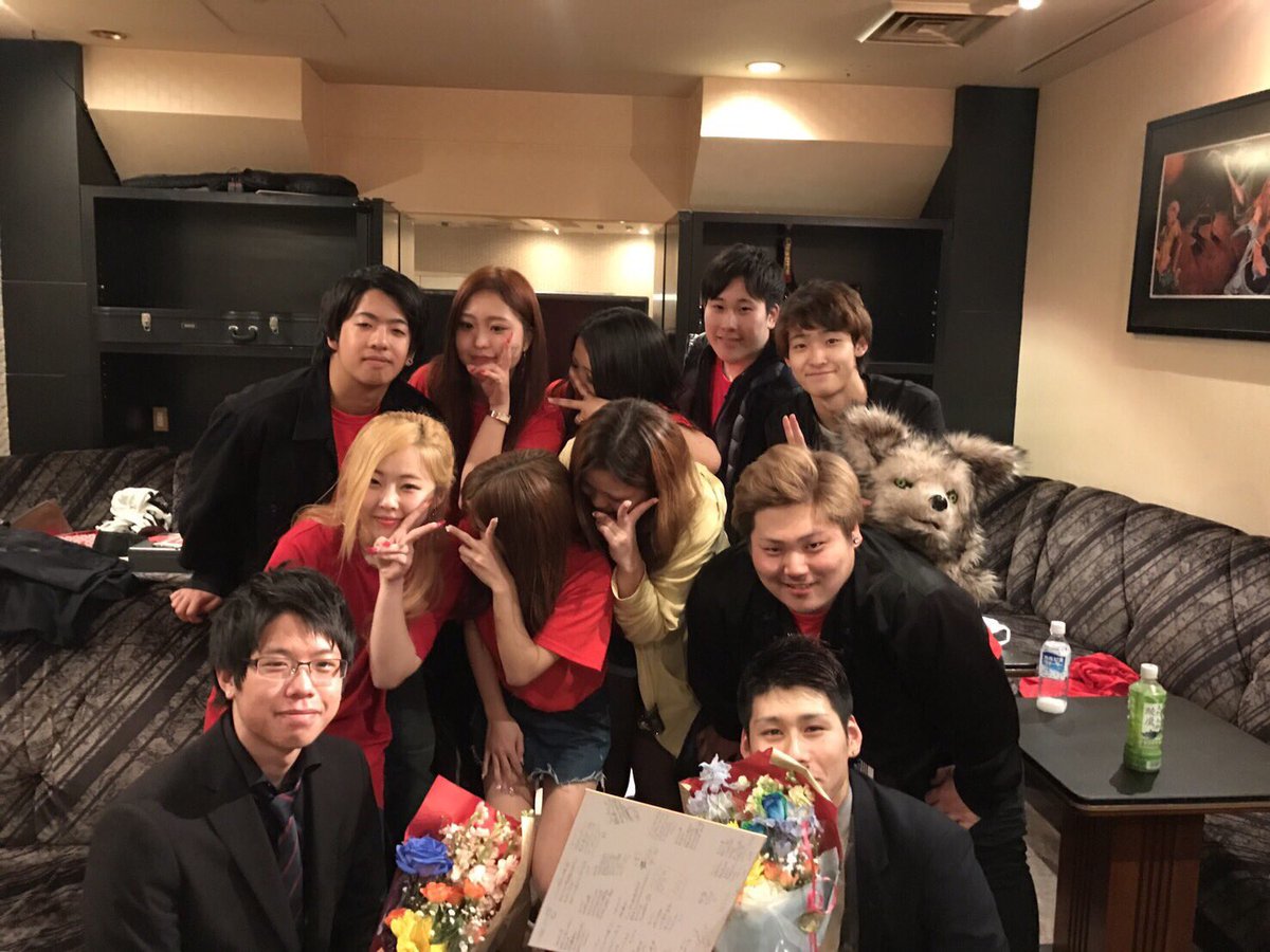 yu_chan2405's tweet photo. りゅういちくん、ぽんた
スタッフのみんなおつかれ様です💕
そして、きてくれたみんなありがとうございました😘
楽しかったとか行ってよかったとか言われて凄く嬉しかった😭💓
レッドナイトのスタッフやって良かったとおもうほんとに!
レッドナイトスタッフのメンバーがほんとに大好きです💕😍 https://t.co/s0xKmlzy2V