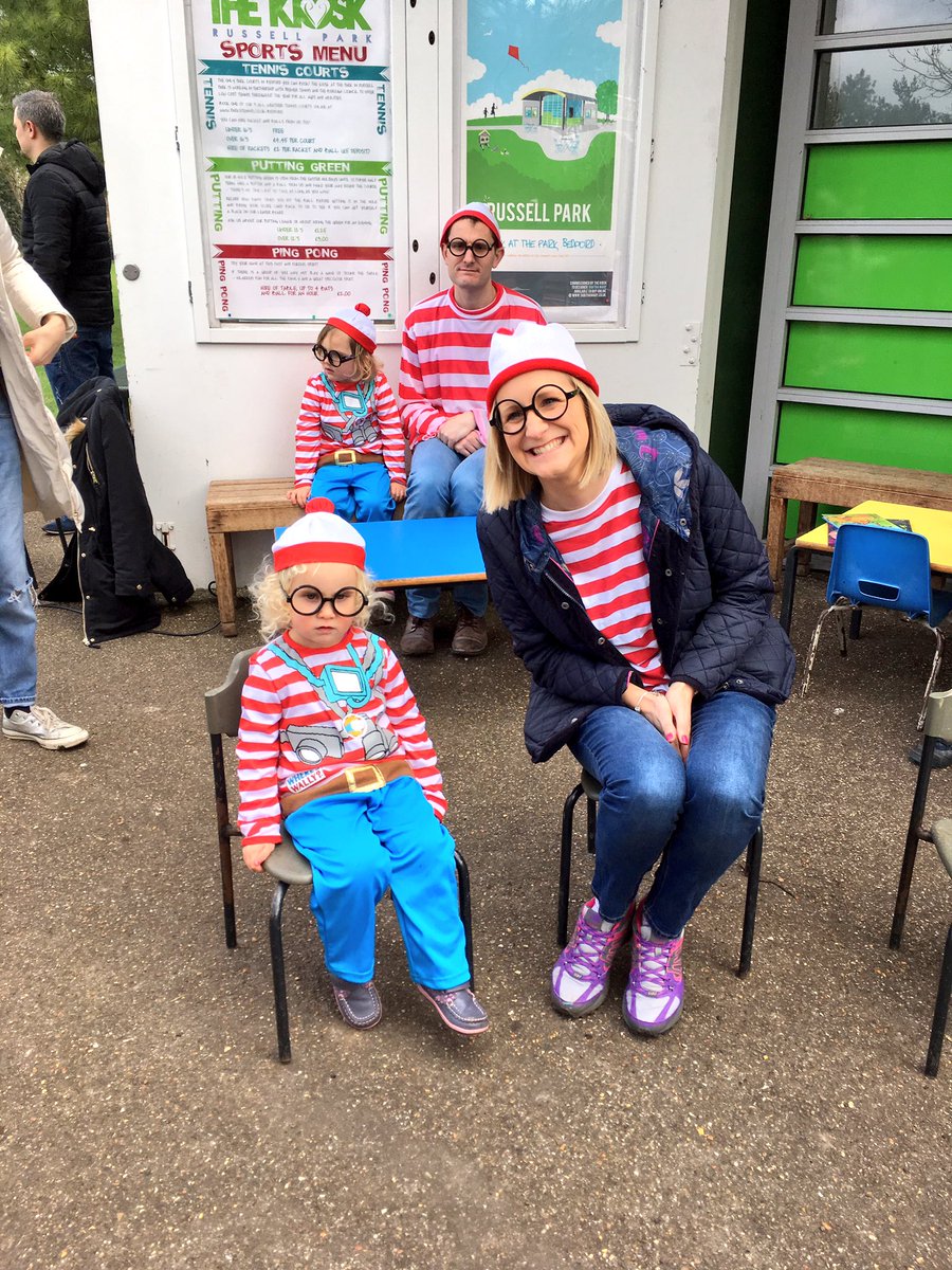 kioskinthepark's tweet photo. What a lot of fun we had!! Thanks to our lovely volunteers @glake58 @MJHKnowledge, our sponsor @RogansBooks &amp; our supporters &amp; participants. https://t.co/Qu2oFkjg71