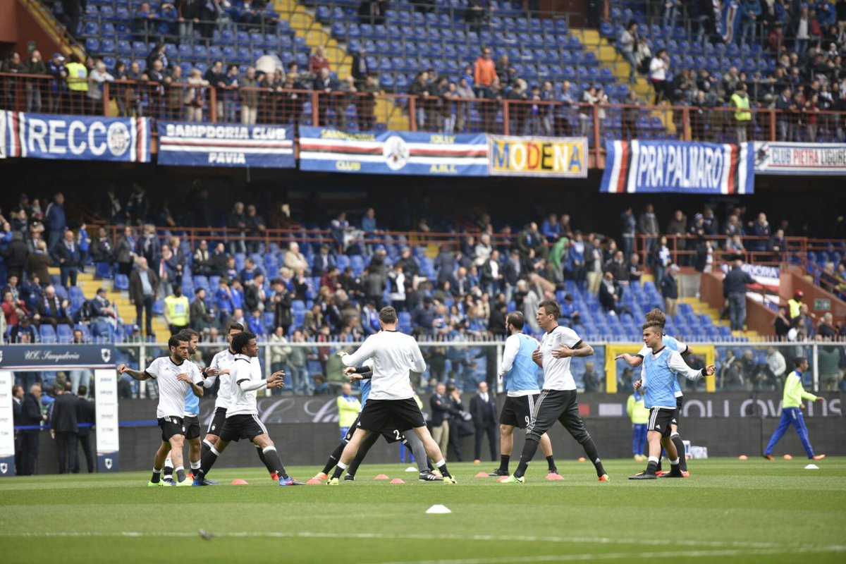 Riscaldamento in corso per i nostri ragazzi! ⚪️⚫️ #SampJuve #FinoAllaFine