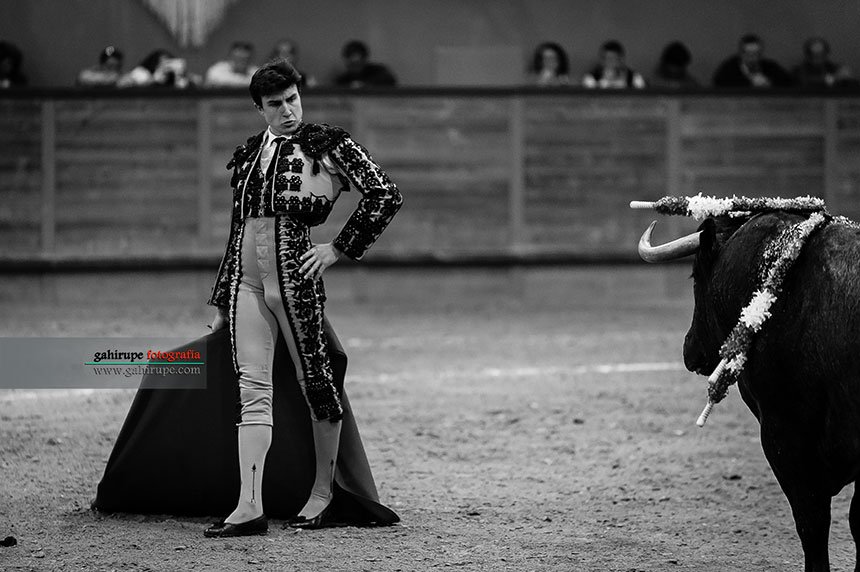 gahirupe's tweet photo. Del atractivo cartel que montó @Tauroemocion ayer en Arnedo me quedo con @vareaBR y el sexto de @victorinotoros como lo más destacable. https://t.co/6MJY4oOPU7
