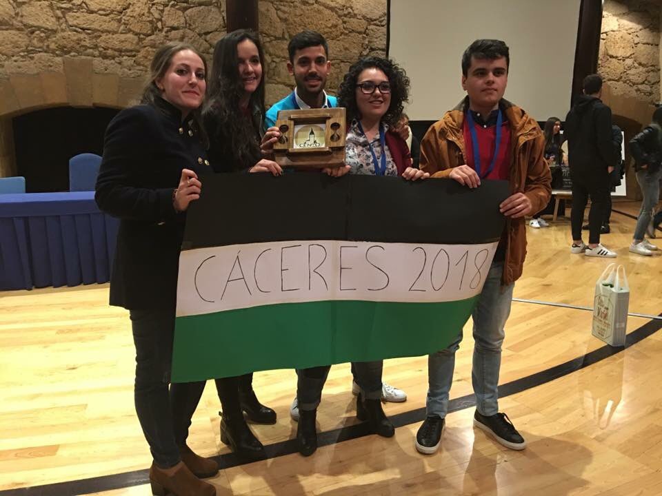 Enhorabuena a CÁCERES que acogerá el próximo Congreso de Estudiantes CENTO XVIII <a href="/centoviedo2017/">Cento Oviedo 2017</a>