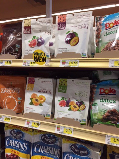 Spotted @gelsonsmarkets : #fruitbliss plums, figs, fruit medley and apricots - what's your pick?  #organic #nongmo #deliciouslyjuicy