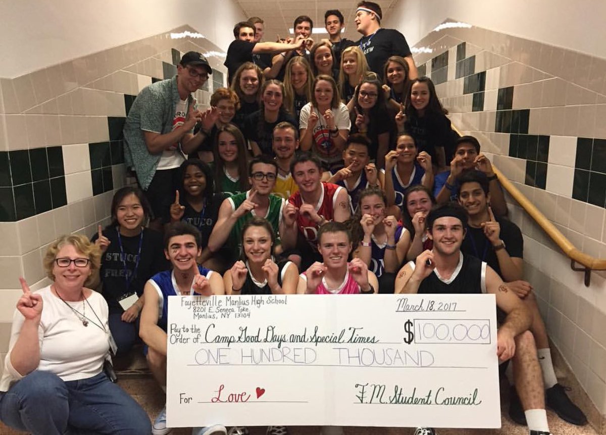 DMisFTK's tweet image. LAST NIGHT WE RAISED $100,000 FOR THE KIDS ❤️💛💙#DMISFTK #DM17 #CGD