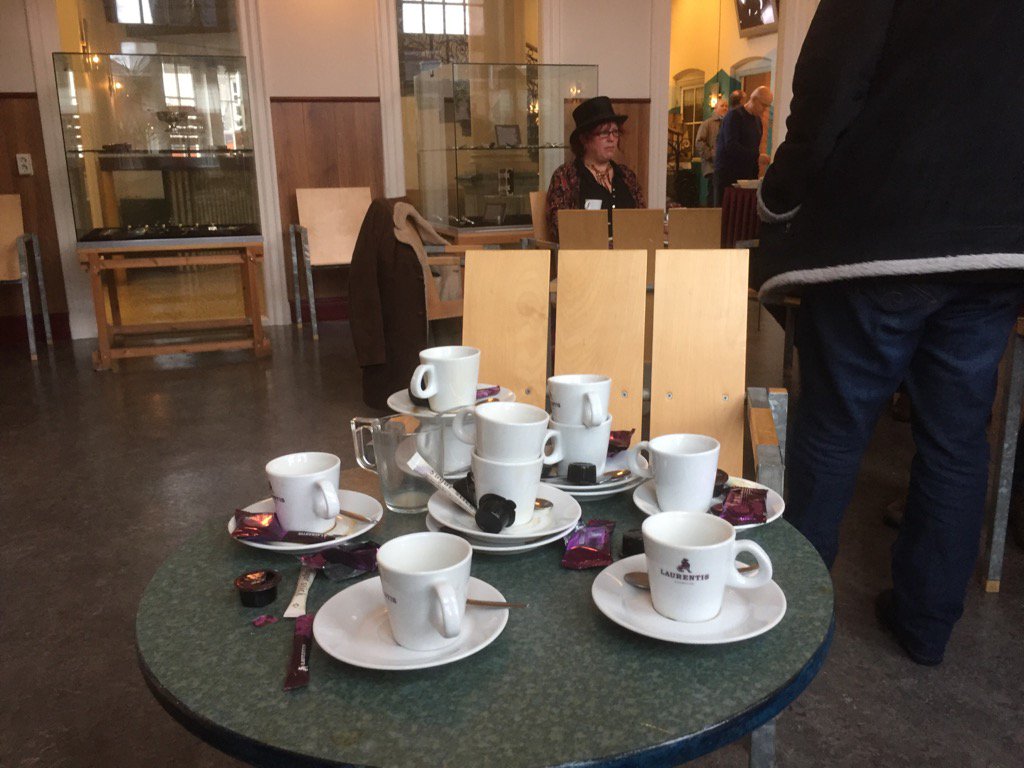 TammoBeishuizen's tweet photo. Consumpties genuttigd. Presentatie boekje Boer &amp; Beat in @museuminfo kan beginnen https://t.co/OV977k7Ssp