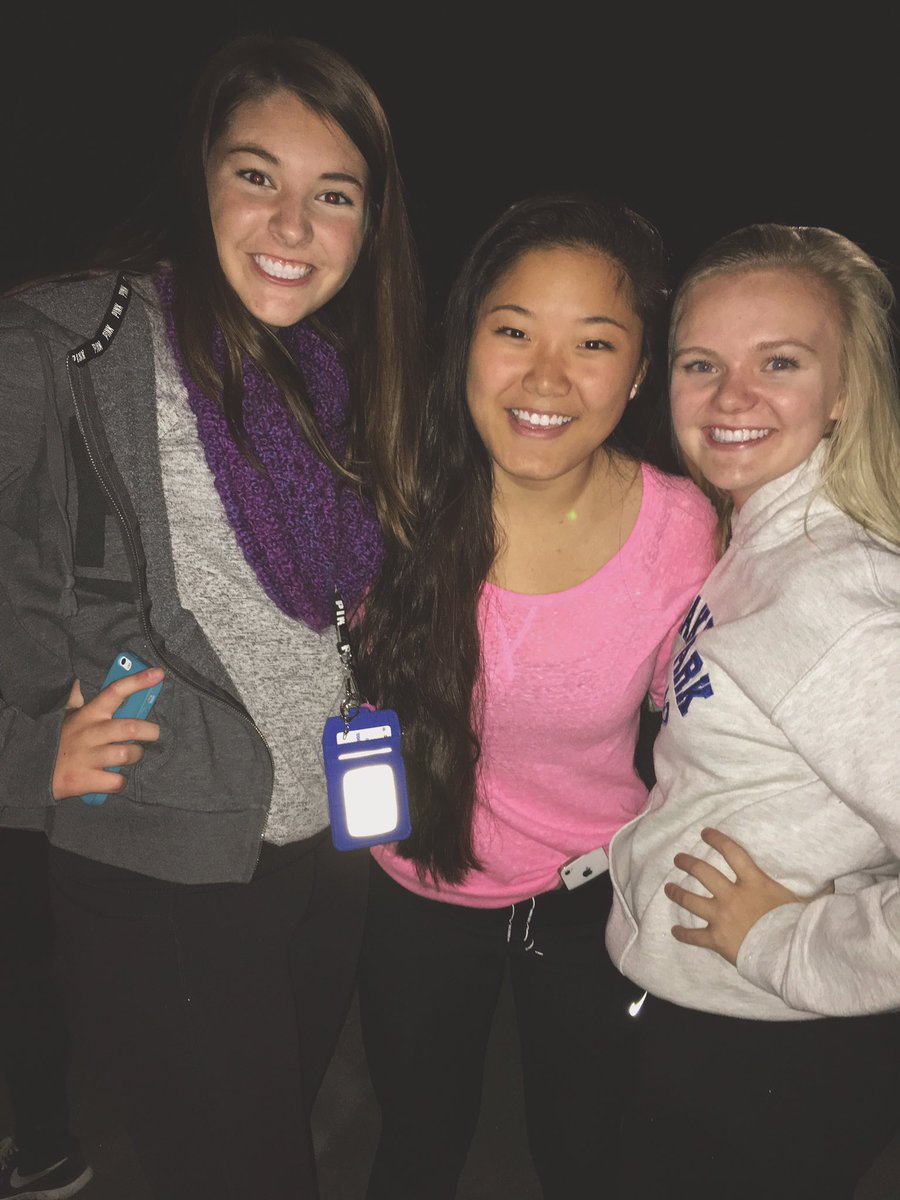 MorganSchiro's tweet photo. happy birthday sydney ❤❤ miss you and all of face swapping pics 😂😩hope your day is full of wonderfullness! Love ya 💘 https://t.co/PSV88DQWPt