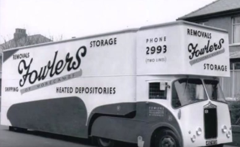 WTruckTrader's tweet photo. #SemiTrucks #HistoricalTrucks #NationalAntiqueTruck #AmericanTruck #madeInUSA #collectionTrucks #ClassicTrucks #OldTrucks #vintageTrucks https://t.co/sM1k6tWNmI