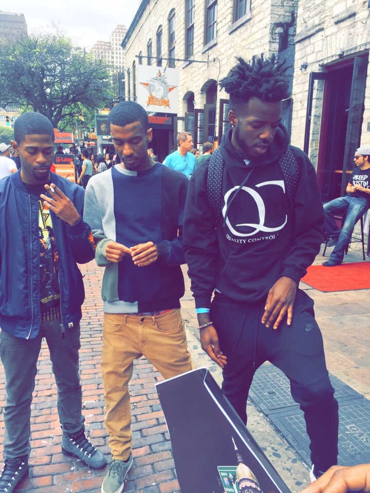 MackGotTheHeat's tweet photo. #Sxsw was lit .. https://t.co/aByeyPVvb0