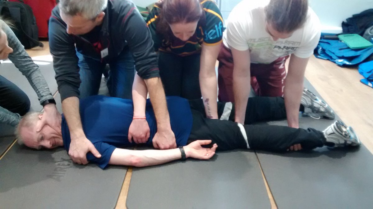 Lubasmedical's tweet image. Teaching #spinalmanagement on day 2 of the #sportstrauma course @Durham_Physio Well done to all the candidates that passed the course 👏👏