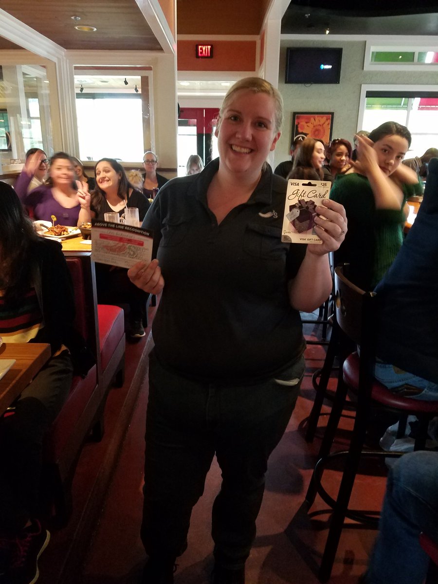 superbubblejen's tweet photo. Lots of recognition at our ATMM today at #chilisstoneoak recognizing great hospitality, hard work, and #makingpeoplefeelspecial  #chilislove https://t.co/Em0VDxNowB