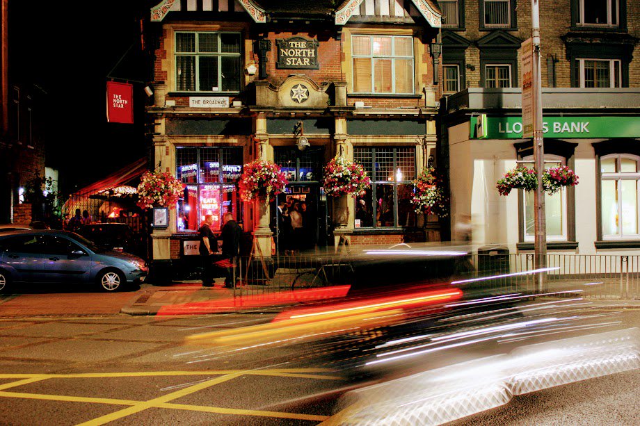 GeorgeMorina's tweet photo. #socialmedia describe what we post on sites and #Apps like #Facebook ,#Twitter,  &amp; other sites (Sample) @northstarealing #Pub in #Ealing https://t.co/7yZq2SjKmz