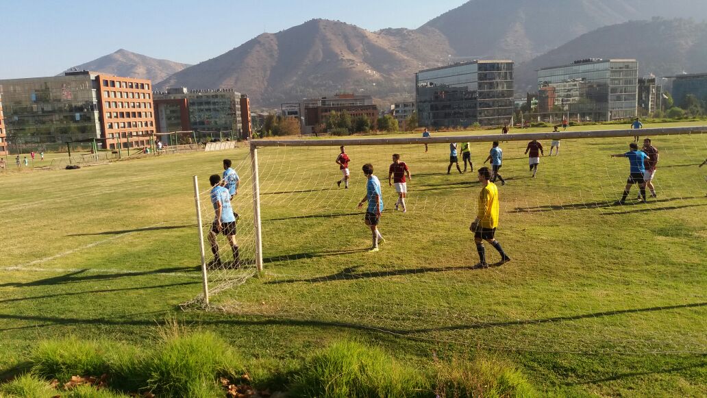 fc_bastardos's tweet photo. Ayer sufrimos una derrota por 2-3 contra la Vino Tinto, ¡pero nos repondremos con todo para el campeonato! #Bastardos @entreligas https://t.co/JcEyUvS46V