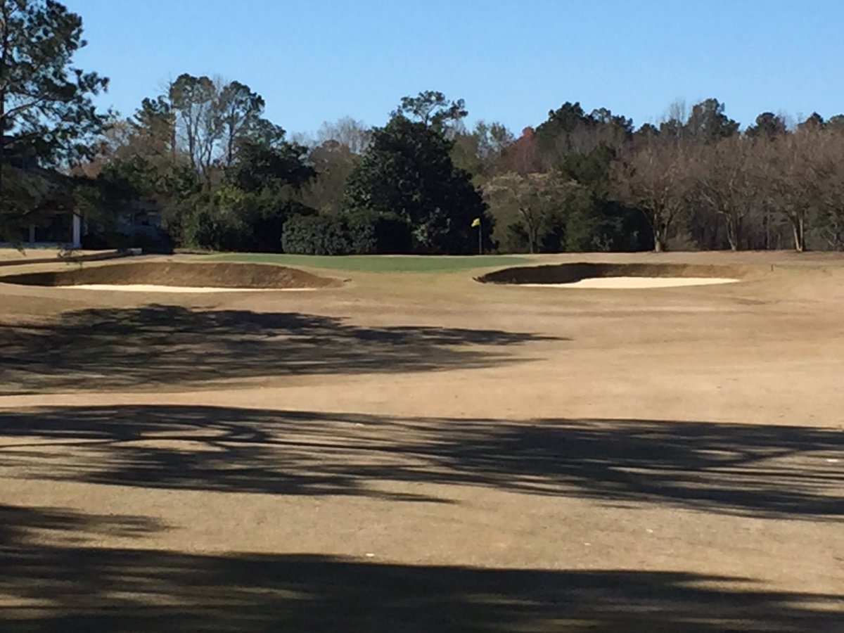 SunsetGCM's tweet photo. Pot Of Gold tourney.  View from fwy on the shoot out hole, however tee box will be on back deck outside 19th hole.  Good luck to all. https://t.co/dpAQ4XrhwU