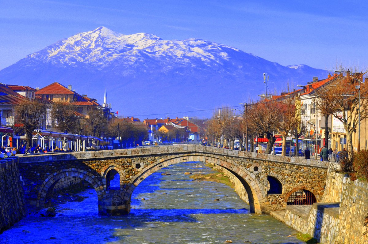 GeorgeMorina's tweet photo. #Kosovo Top 5 Experts ! @Petrit,@vloracitaku,@MFAKOSOVO ,@Enver_Hoxhaj ,@HashimThaciRKS , 11K #experts identified by #Klout for this #topic. https://t.co/nB531nfqxU