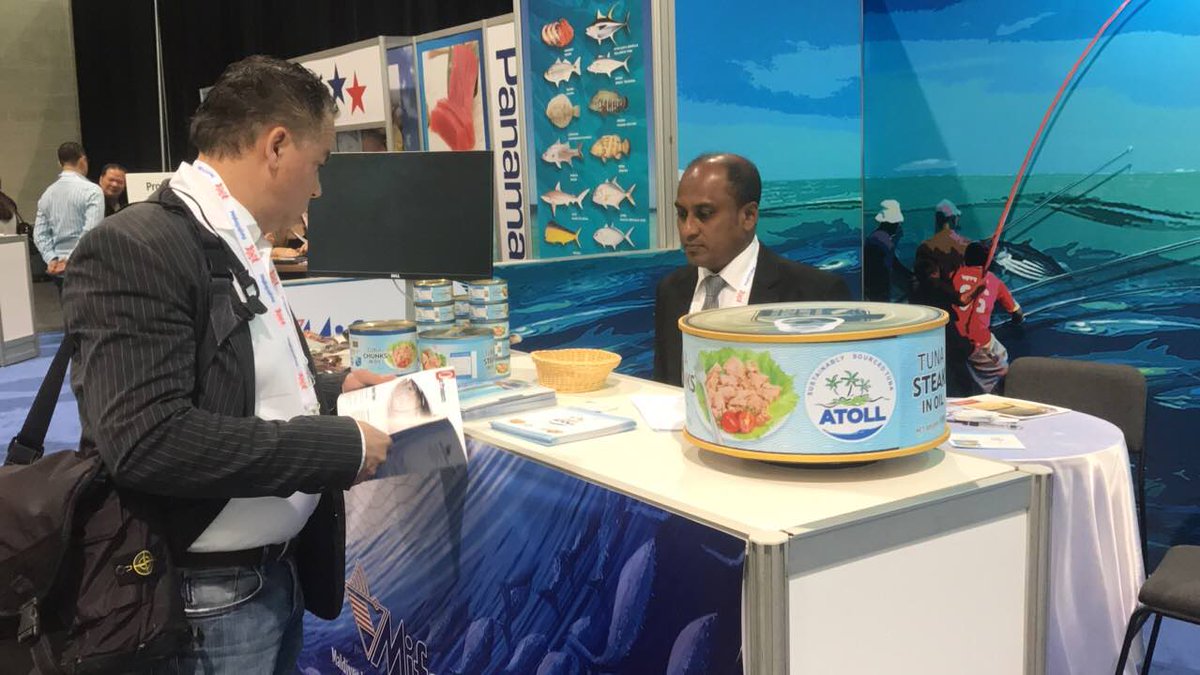 bostonshowmv's tweet photo. #Live #HappeningNow @mifcomv spreading the info of Maldivian story behind fishing industry at #BostonSeafoodShow https://t.co/oun06ExMM5