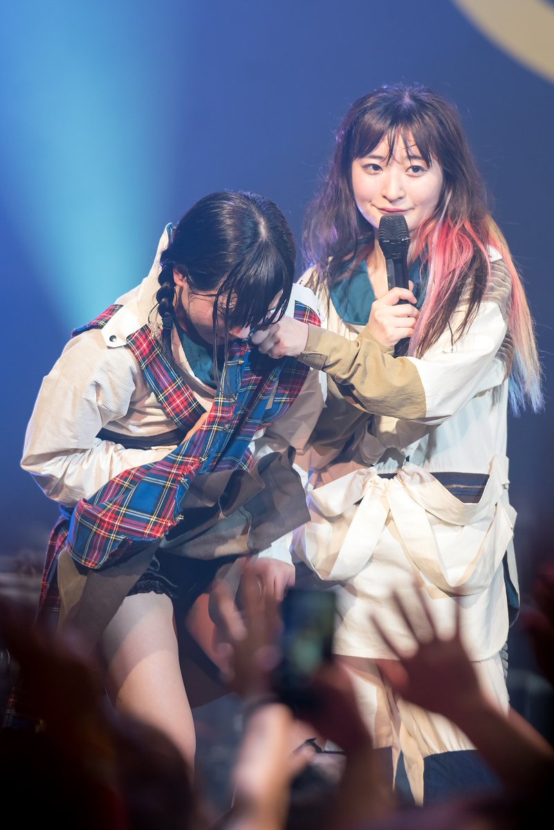 ゆめゆんさん　ブルーのリング ビズー公式】ロイヤル ブルーム―ンストーン K18(18金) リング