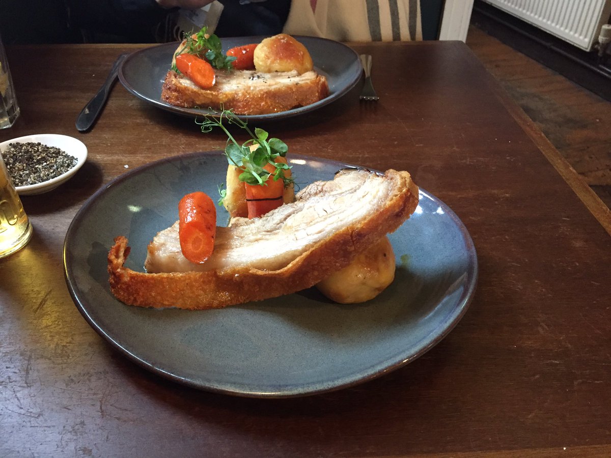 Big thanks to <a href="/TheStaranddove/">The Star & Dove</a> #bristol for an absolutely epic #SundayRoast