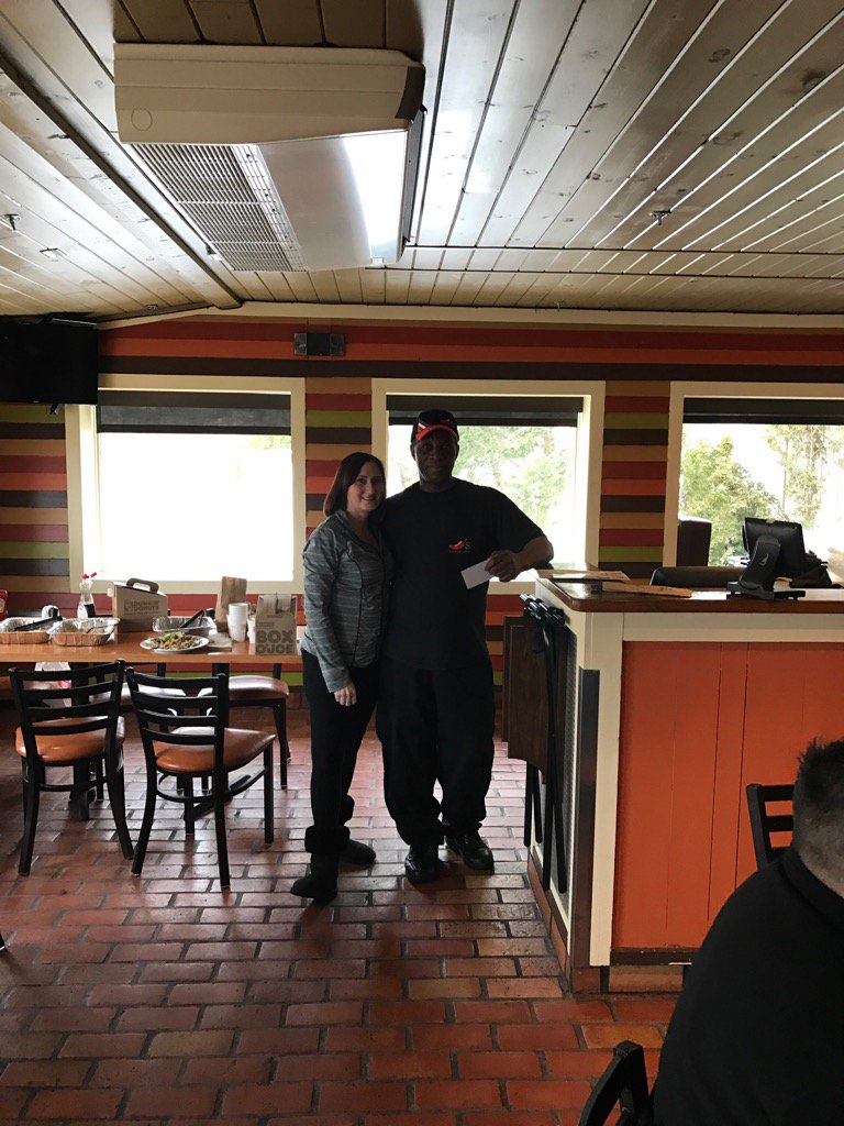 Michael39190906's tweet photo. Peer Recognition!!! Priceless!!!
#chilislove https://t.co/ZhcCPeDnse