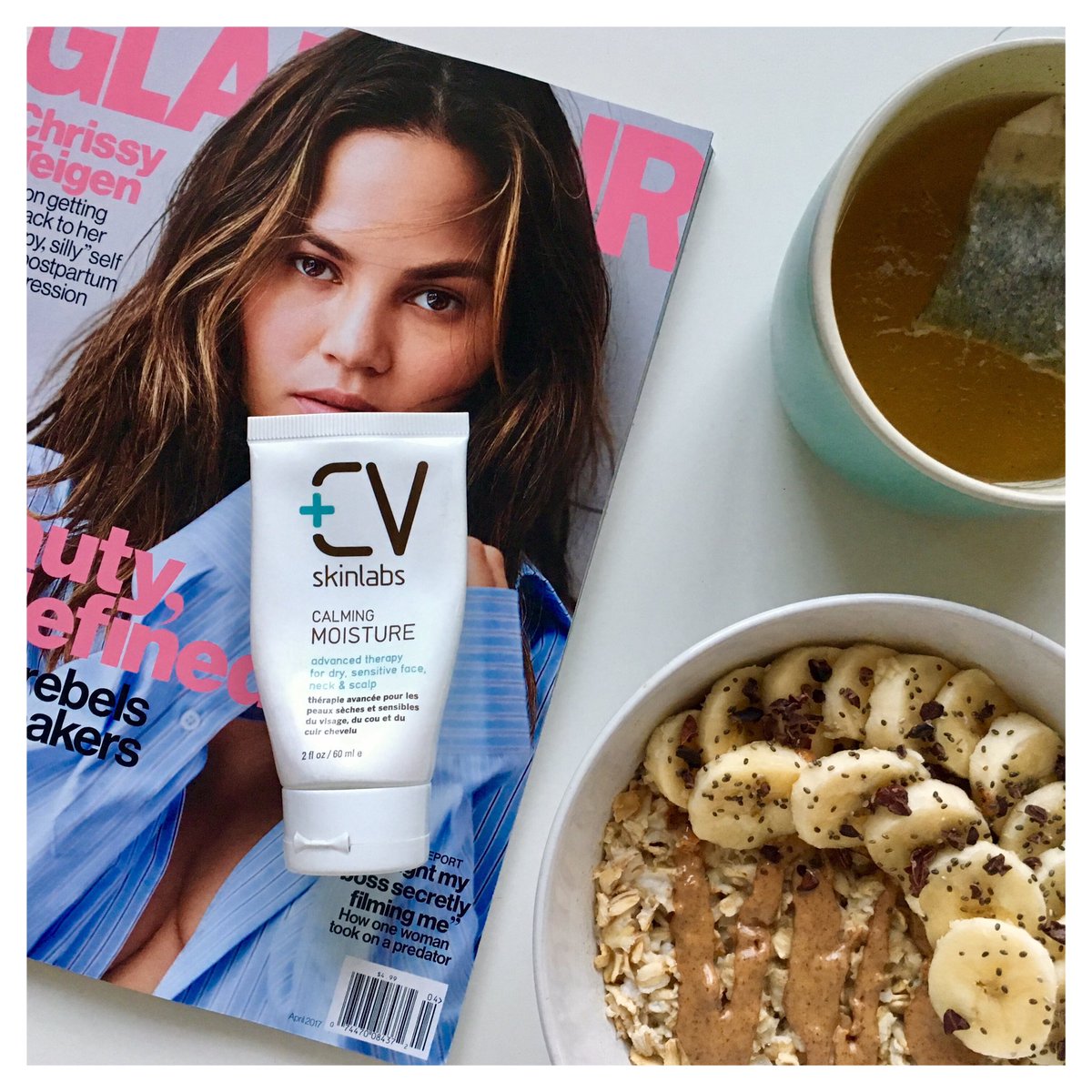 #Healthy bowl of oats, our #skinrestoring Calming Moisture, &amp; all things beauty with <a href="/glamourmag/">Glamour</a> and @chrissyteigen. Perfect #Sundaymorning✨