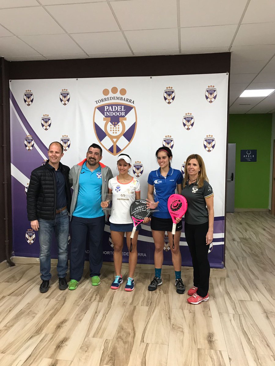 annacortiles's tweet photo. Victoria🏆🏆

Hemos ganado el bronce del Indoor Torredembarra con mi @AngelaAngie07💪
Un placer jugar este torneo a tu lado pequeña, muy 🔝😍 https://t.co/hg3VK28o8p