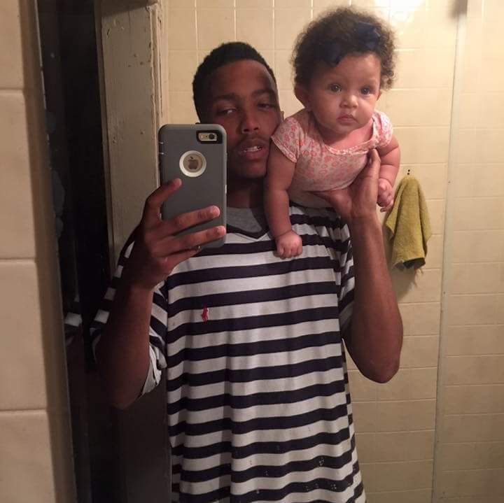 callme__karma's tweet photo. RIP Poody 😢💕
#PrayForMobile 🙏 https://t.co/Ru6n7ln7s4