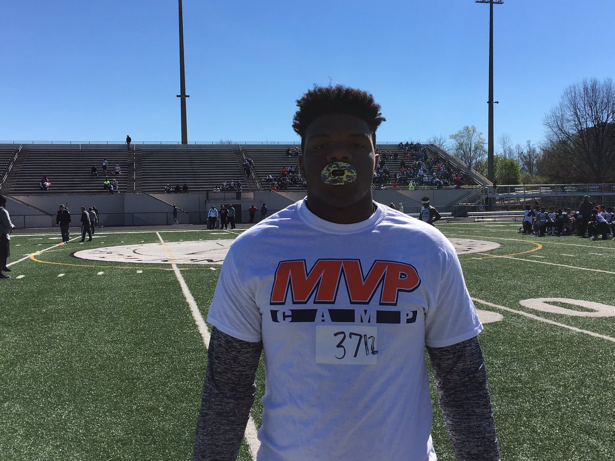 Riverdale DL Dante Walker (@dantewalker11) just ran a 4.8 here <a href="/TheMVPCamps/">MVP Camp</a>. A top lineman in the 2019 class. Holds #UGA offer