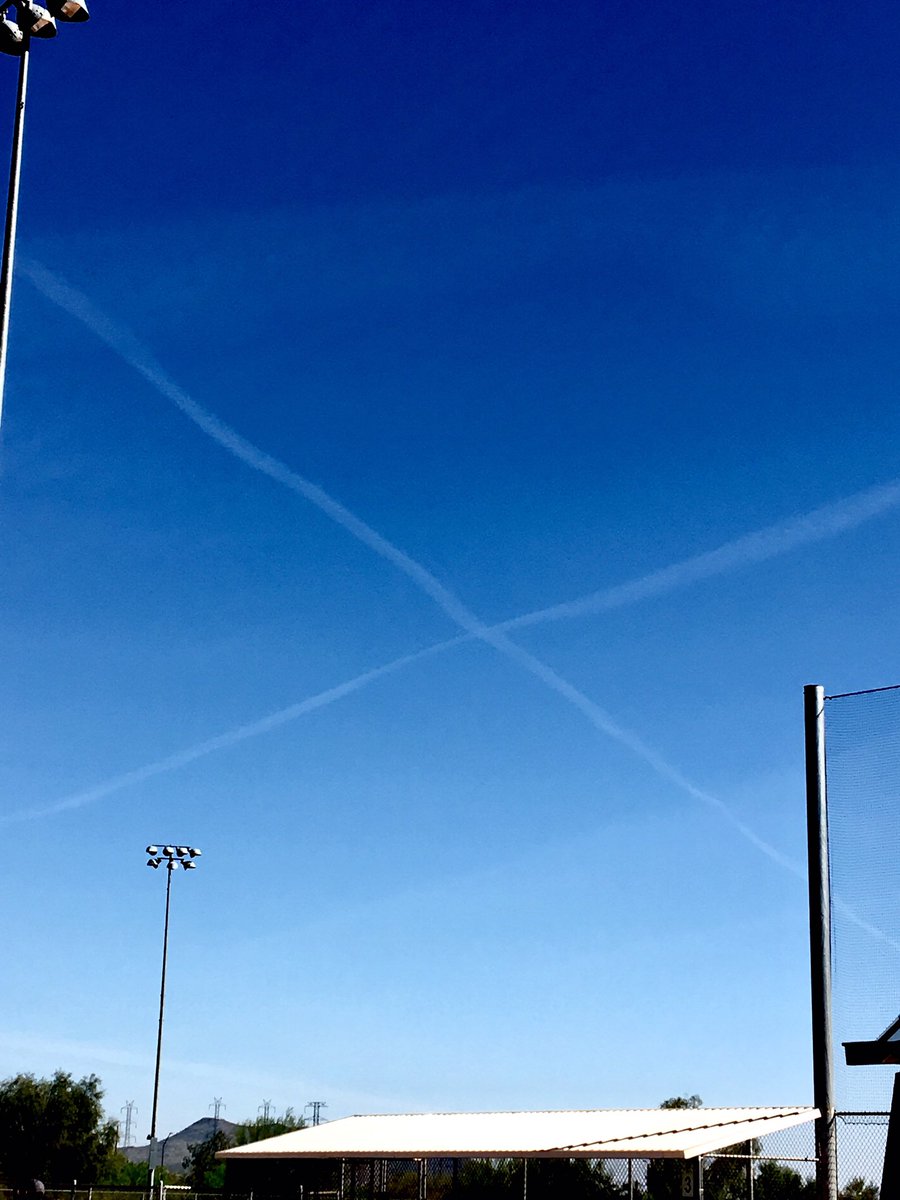 <a href="/DezBryant/">Dez Bryant</a> #ThrowUpTheX in the skies above Phoenix!