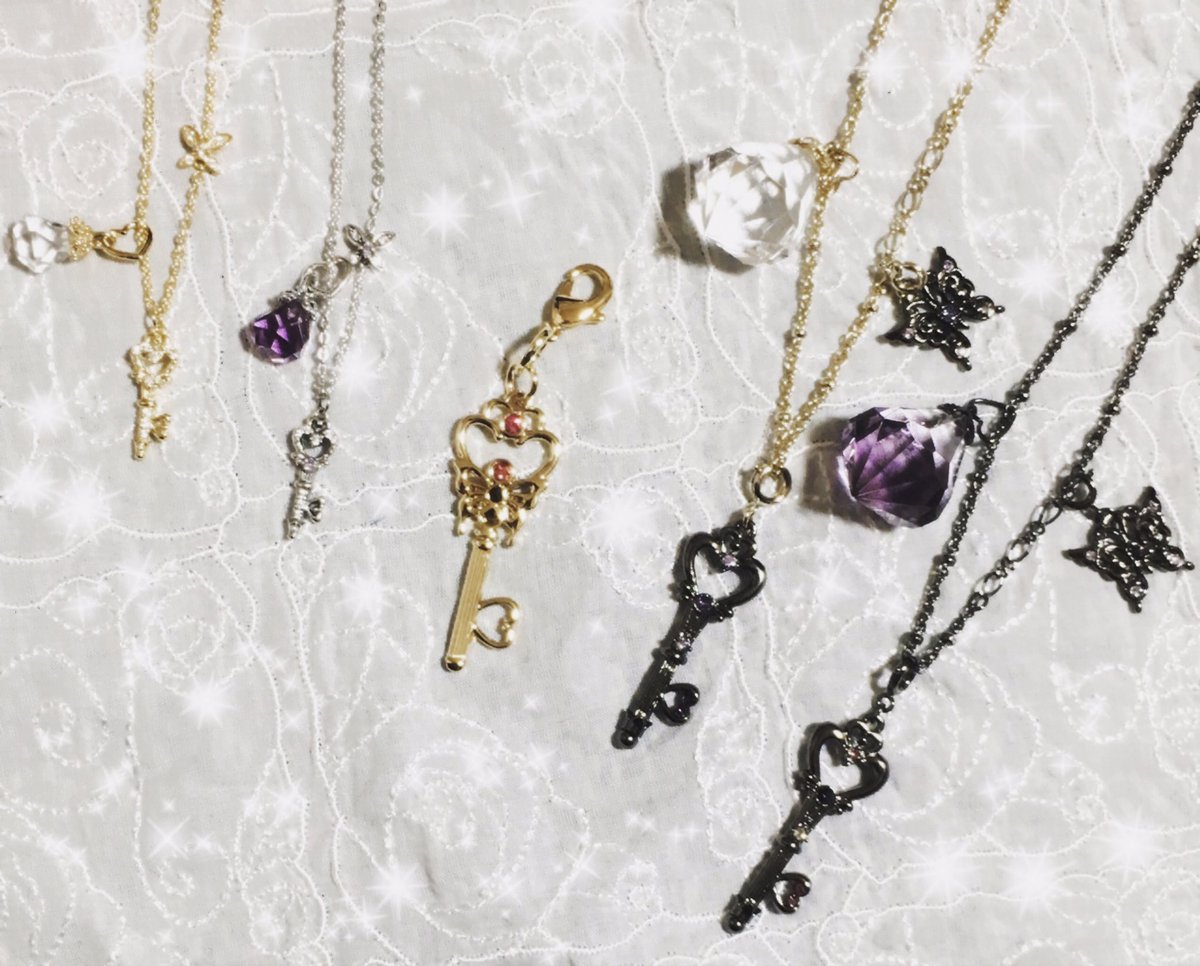 ANNA SUI  セーラームーン  時空の鍵　ブラック時空のカギ