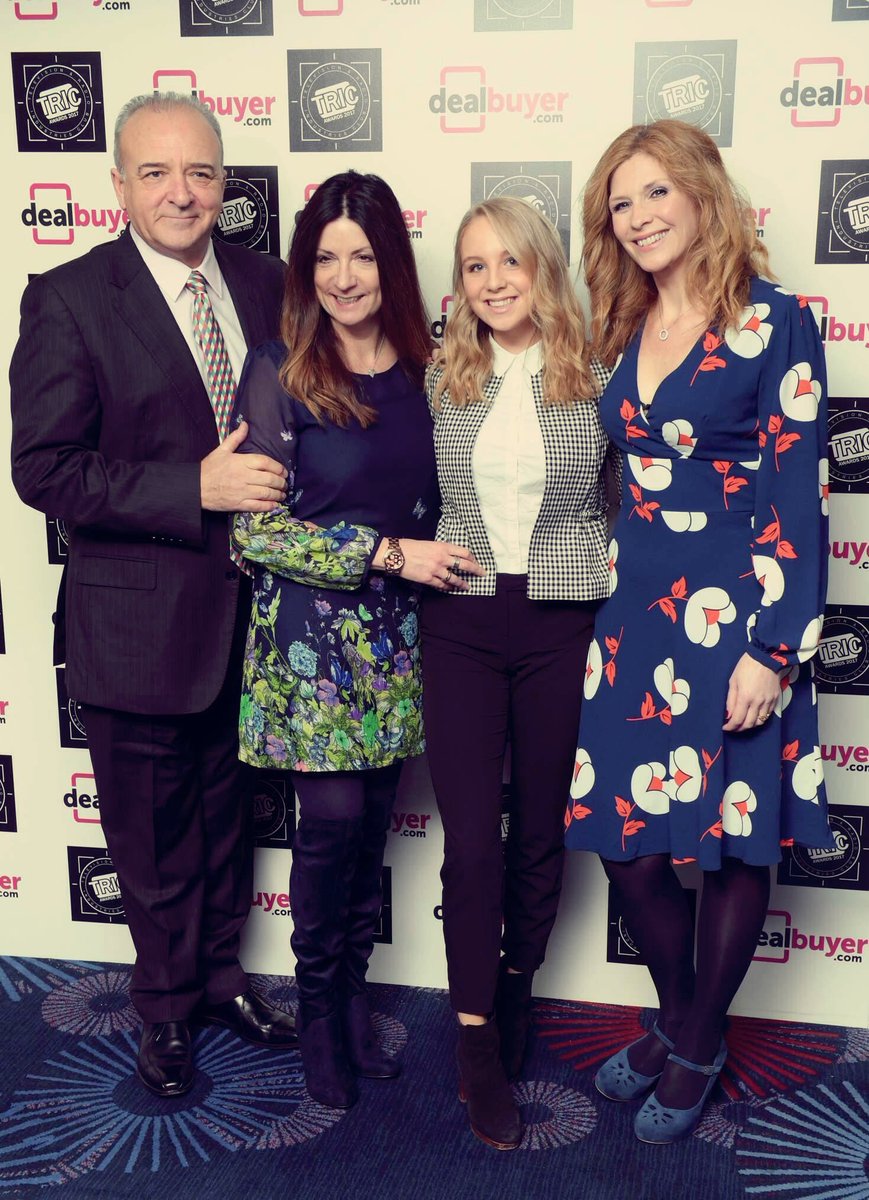 edentdfans's tweet photo. Love this photo of Eden at the TRIC awards! 💚💜@edenelenor @JohnBoweActor @BlytonDow @sammeegiles https://t.co/EFlmJRMXRj