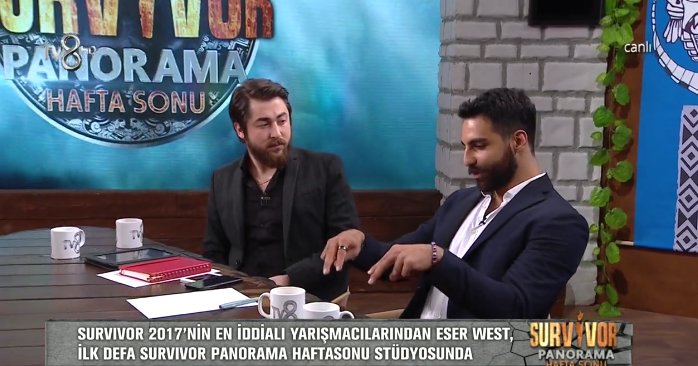 SurvivorDiyal0g's tweet photo. Semih :" Ünlülerden kimi seviyorsun"
Eser :" Adem'i seviyorum. İkimiz oyuna çıkacakken kendisine söyledim"

#Survivor #SurvivorPanorama https://t.co/5B4yhzfL7n