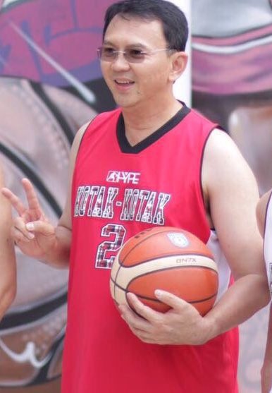 sobatindi3's tweet photo. Remember Megane-kun from Slam Dunk?
This is him now.
Feel old yet? https://t.co/lDI91kWdnh