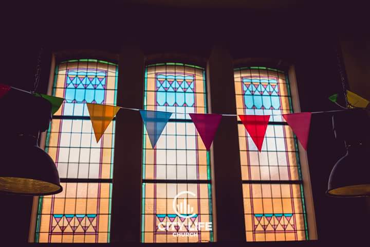_weggeefwinkel's tweet photo. Dankbaar voor giften van City Life Church Assen. Zo kunnen we meer mensen in financiële moeilijkheden praktische hulp bieden! #assen https://t.co/v6NgqWIQ4a