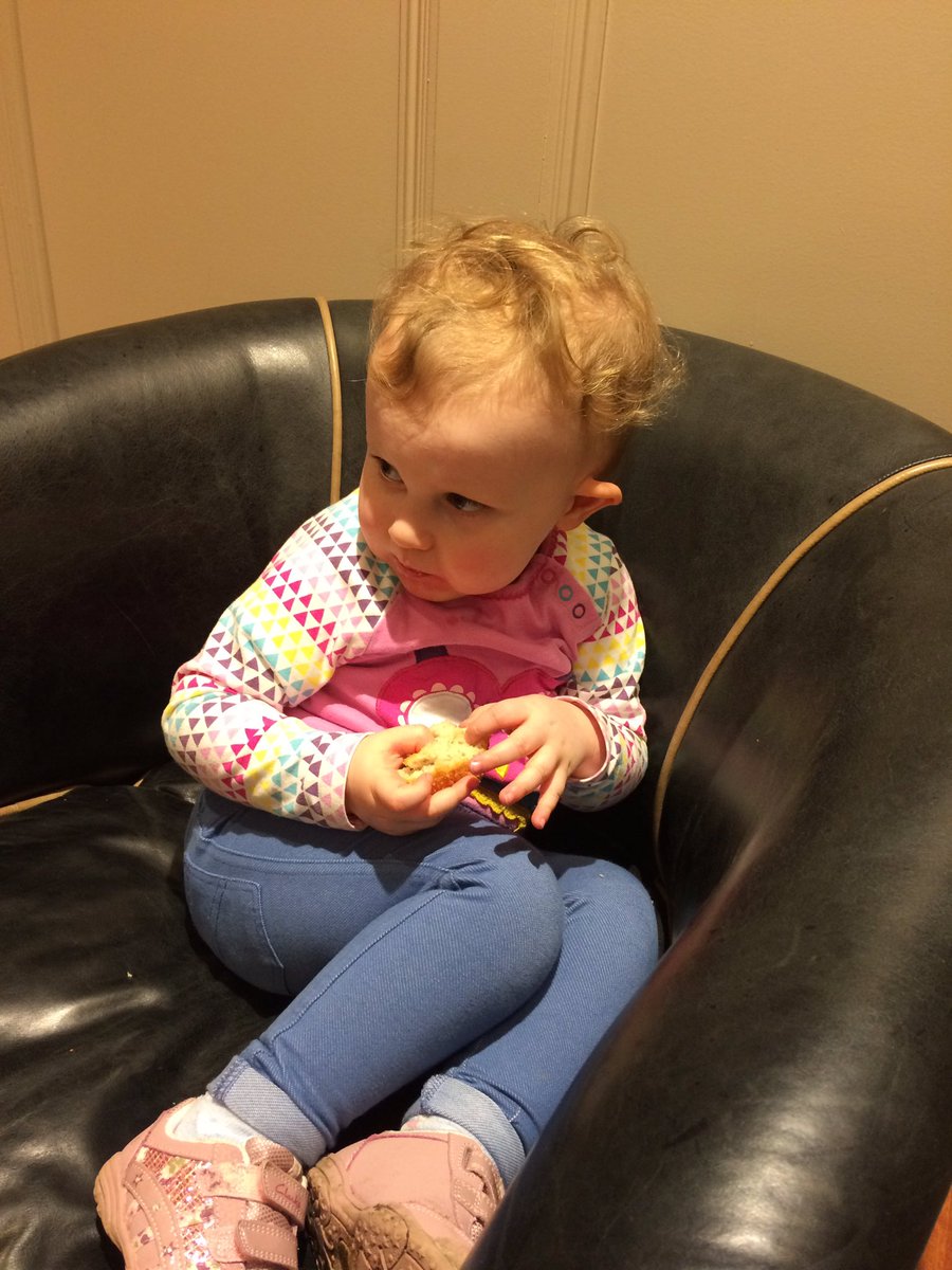 BellaFDavies's tweet photo. Having a coffee with Daddy on a lazy Sunday afternoon, but someone is eyeing my cake up! He ain't getting any though! #MmmMmmMmm https://t.co/WkYK5Xcc06