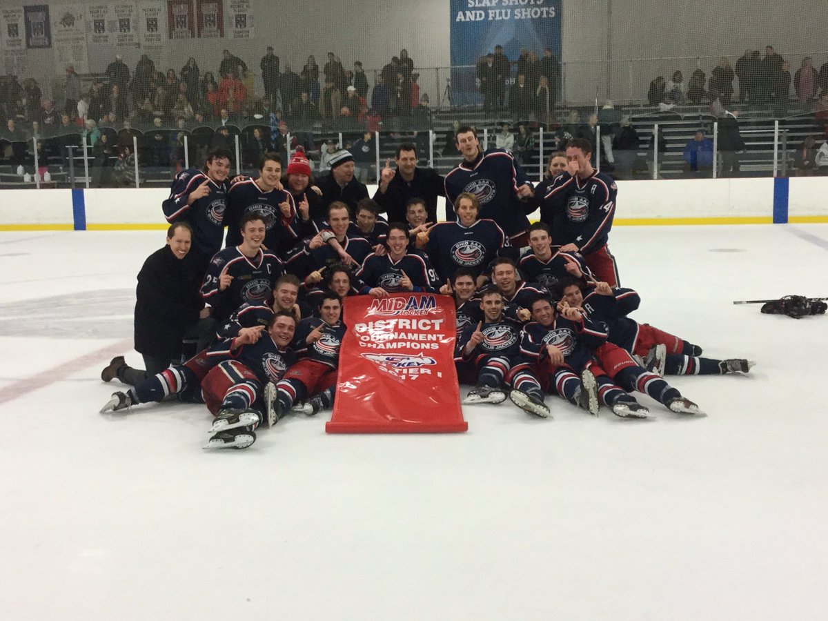 DistrictsMidAm's tweet photo. Congratulations to @U18AAAJackets 2017 Mid Am District Tier 1 U18 Champions! Winning 3-2 over @CulverHockey Prep https://t.co/CL7yqmbehj