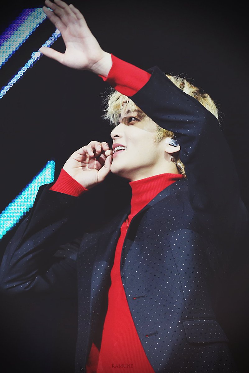 _Ramune_'s tweet photo. 170318 kcon in Mexico #marklee #이마크 #마크 https://t.co/QHObC2h8WY