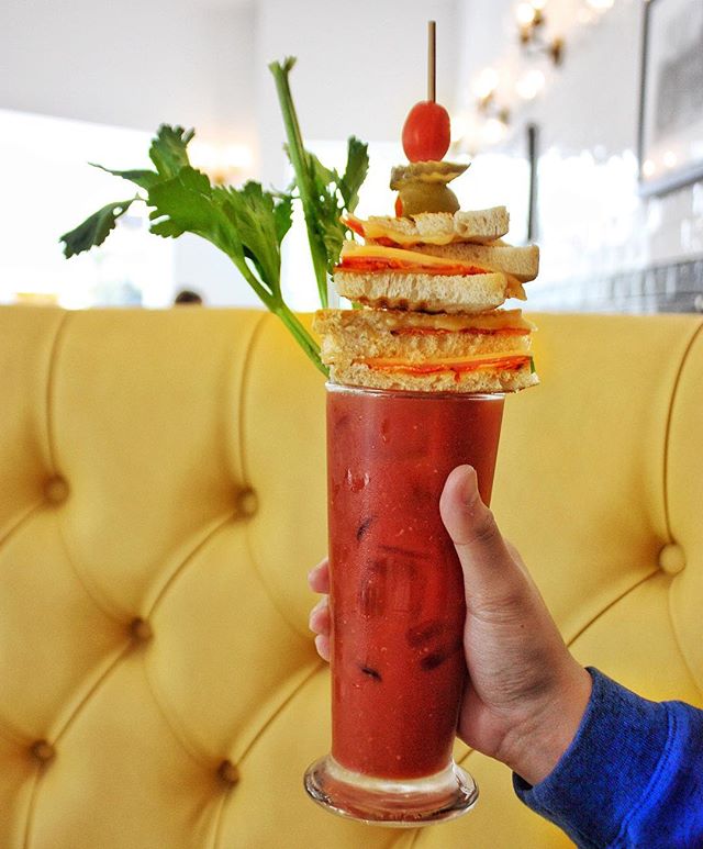 A balanced meal perfect for #SundayFunday! <a href="/BbcmCafe/">BBCM West Hollywood</a>, located in <a href="/SunsetPlazaCA/">SunsetPlazaCA</a>, has your front row seat to the <a href="/lamarathon/">Los Angeles Marathon</a>. 📷: joiedefood