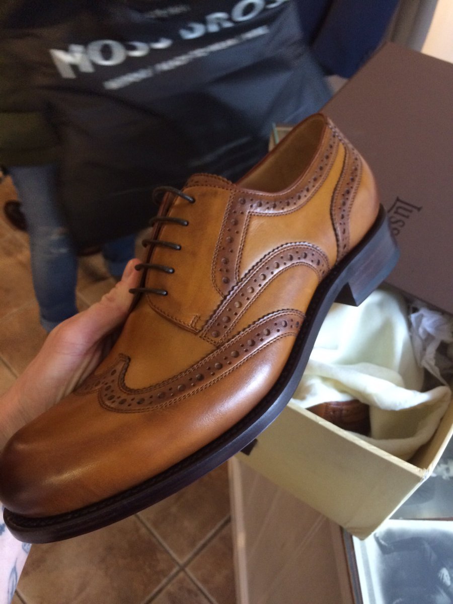 ROSSTHEBOSS_B's tweet photo. Loving the collection from @Lussoti_UK https://t.co/QBy8N7TzxM
