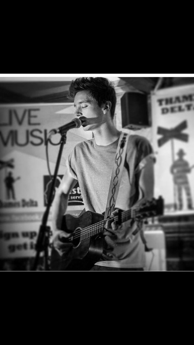 NG_Gigs's tweet photo. Two ticket types for Brighton May 27th. on offer £25 VIP exclusive &amp; £20 VIP M&amp;G https://t.co/YWHXOnbtRa #irish #brighton #gigs https://t.co/5fi4wQs9oK