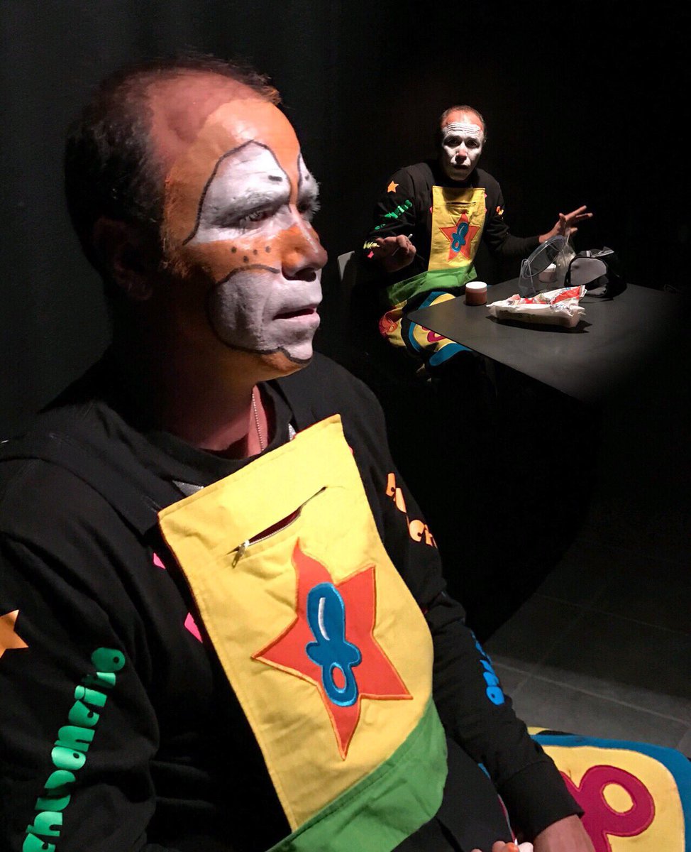 LosBombazos's tweet photo. Arma tu paquete en @TeatroEnCorto #Coyoacán con  @JackTeatro @PacienteTC y @payasoTC ¡No te las pierdas! https://t.co/v8X7GYwqa2