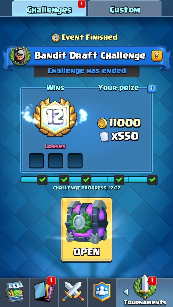 TJroyale's tweet photo. 👀 a little late https://t.co/KXgCyEtsiY
