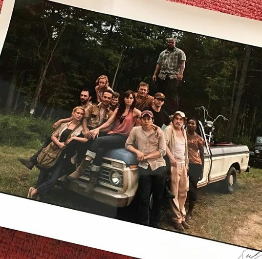 The Walking Dead Temporada 7: Noticias,Fotos y Spoilers. - Página 14 C7T6hjzXkAQA6dR