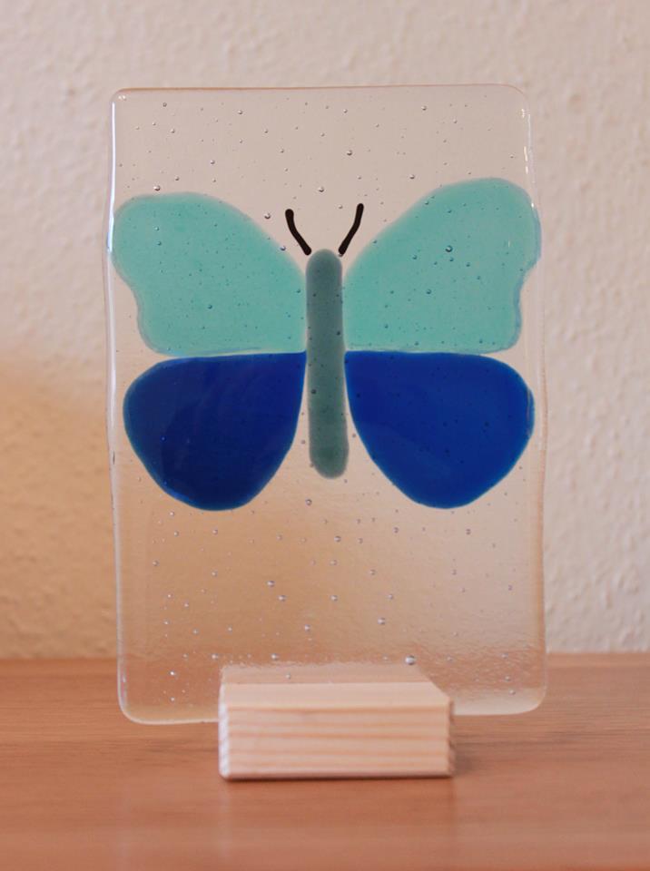 sparkly_place's tweet photo. #fusedglass #britcraft #happierhandmade #onlinecraft #shophandmade #sale #SpringSale #LessThanHalfPrice #giftideas https://t.co/cVaoFgVxdp https://t.co/ebXAqEw45n
