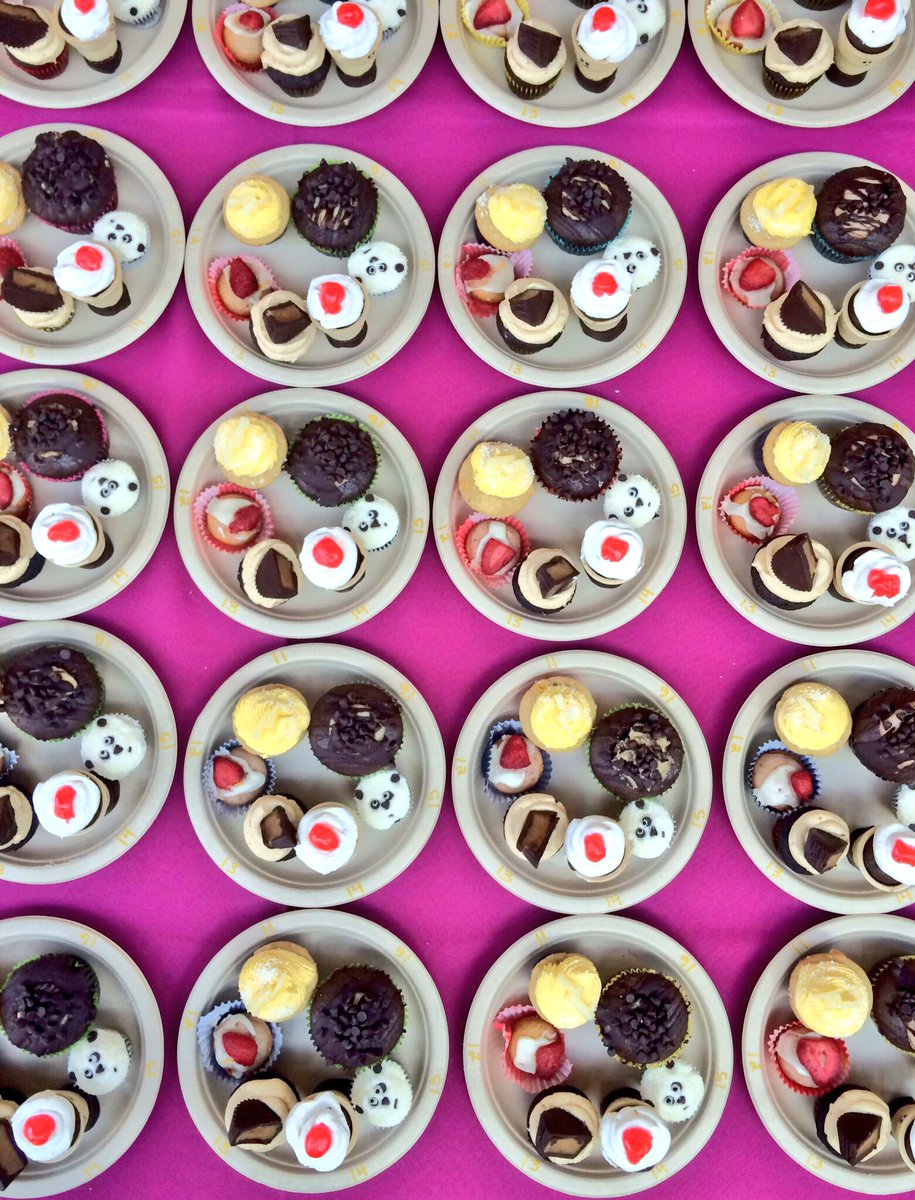 Thank you to all attendees, vendors, sponsors &amp; volunteers for making the 9th Annual Totally Fabulous #VeganBakeOff a success!