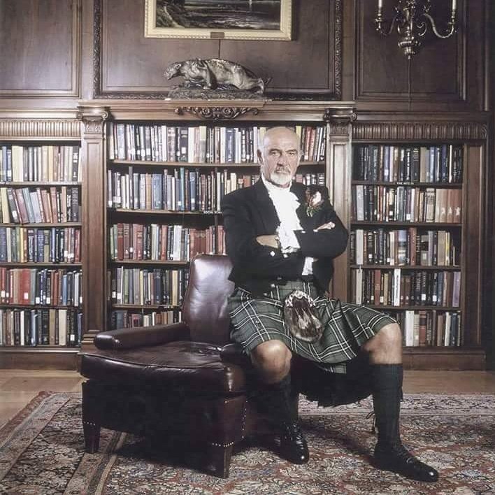 TLWBookstore's tweet photo. Manly men have libraries...and wear kilts. https://t.co/2IdbMT4Bpn