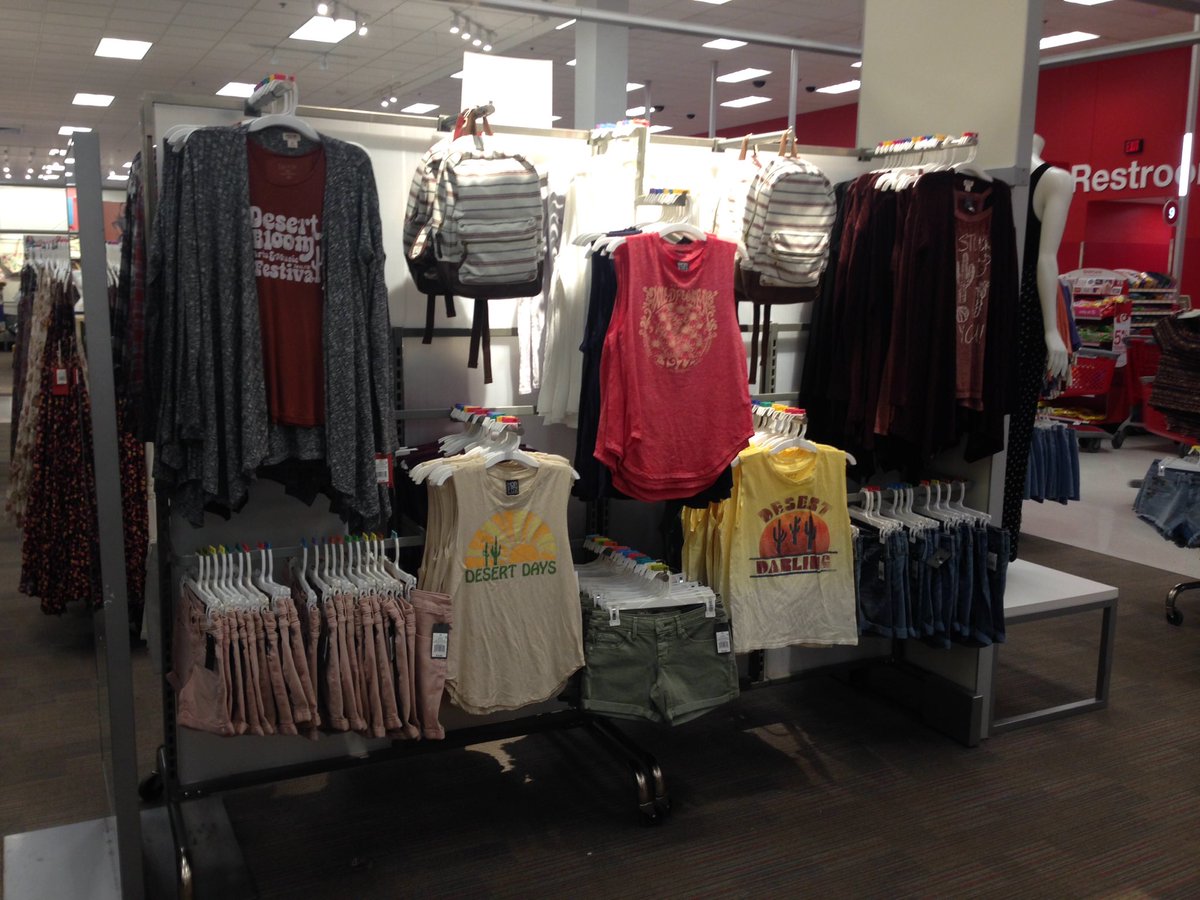 🏜Our darling desert destination 🌵<a href="/raezhangcc/">Rae Zhang</a> ☀️