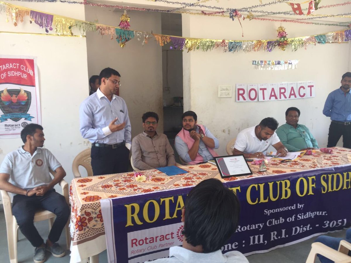 Rotaract3054's tweet photo. First OCV conducted for RAC SIDHPUR #Rotaract #Rotaract3051 https://t.co/LZEQkwJ2FG