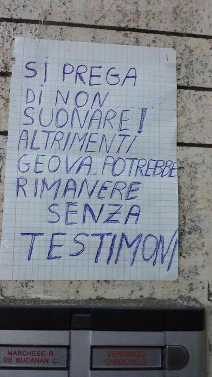 OrbisTertius3's tweet photo. Non suonate! https://t.co/WDzP6ggdlB